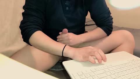 ximradiaz online show from 03-18-26, 01:42