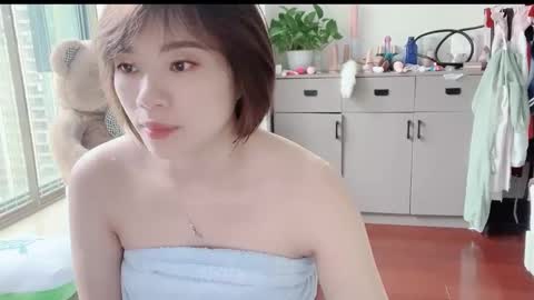 xinbao799322 online show from 10-03-25, 08:11