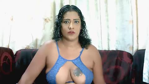 XIndianXFireBallx online show from 03-06-25, 07:21