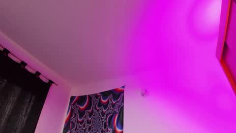 xizette online show from 03-08-25, 06:37