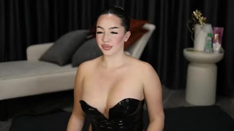 Julia online show from 11-23-25, 09:58