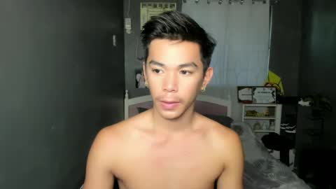 Snapshot of xkhen_damienx chatting on 02-19-25, 06:55 Khen online show from 02-19-25, 06:55