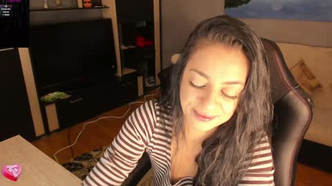 Lara online show from 12-18-24, 10:02