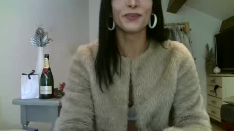 Wendy online show from 10-30-25, 10:06