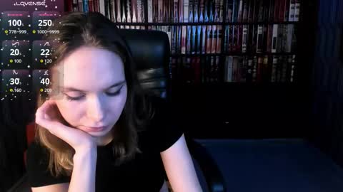 Linda online show from 11-30-25, 12:53