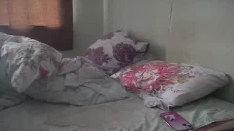 Luna online show from 12-17-25, 05:46