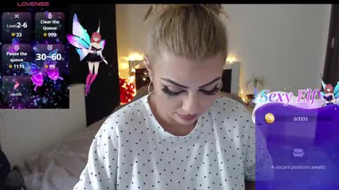 Snapshot of xmagic_pantherx chatting on 12-29-24, 08:58 Magic Panther online show from 12-29-24, 08:58