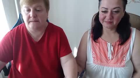 XMollyJaneX online show from 10-04-25, 07:50