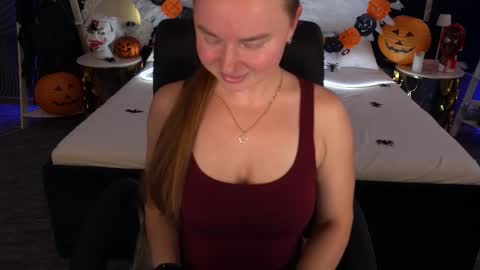 Monica online show from 11-01-25, 01:24