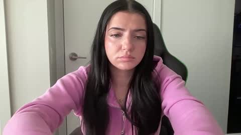 Snapshot of xoariellxo chatting on 09-08-25, 06:07 xoariellxo online show from 09-08-25, 06:07