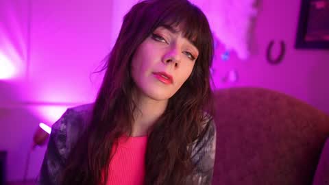 Bella Bondai online show from 12-08-24, 03:43