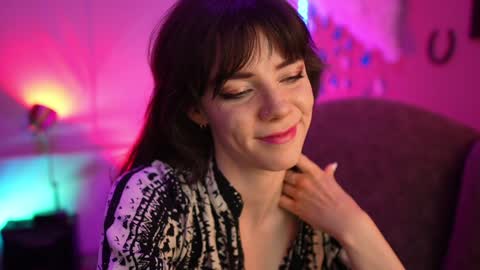 Bella Bondai online show from 12-15-24, 06:51