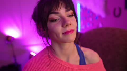 Bella Bondai online show from 12-17-24, 05:51