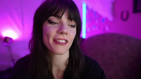 Bella Bondai online show from 01-15-25, 01:31