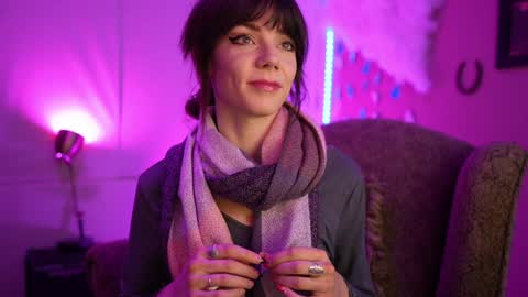 Bella Bondai online show from 01-25-25, 07:38