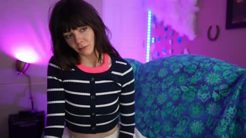 Bella Bondai online show from 02-26-25, 03:19