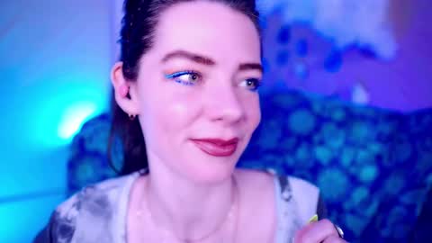 Bella Bondai online show from 09-10-25, 01:49