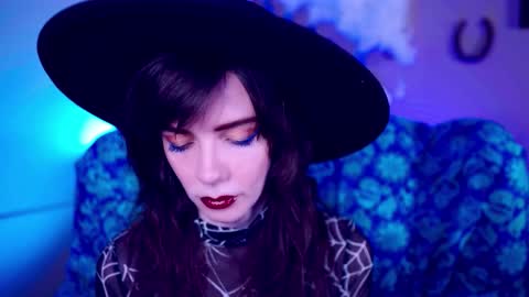 Bella Bondai online show from 10-26-25, 05:24