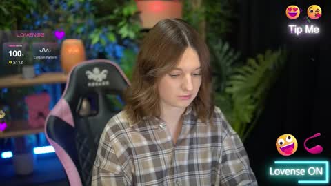 xoxo_molly online show from 11-30-25, 10:03