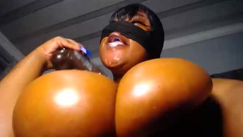 Snapshot of xpanther_23 chatting on 12-14-25, 01:55 xpanther_23 online show from 12-14-25, 01:55