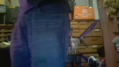 Xploringus online show from 12-23-25, 08:01