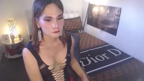 Snapshot of xqueenyasiandomcumx chatting on 09-25-25, 01:20 address me as QUEEN  NINA  A Little Bit  of ANGELIC FACE with a Wild Demonic Side online show from 09-25-25, 01:20