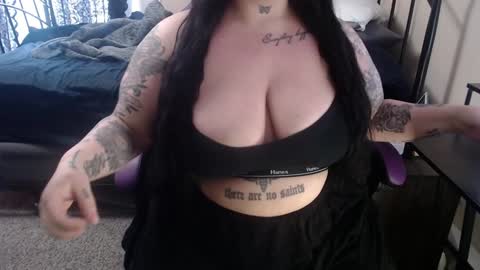 xorileyschembri online show from 02-03-25, 11:36