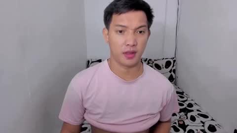 Snapshot of xsebastian19 chatting on 01-08-25, 10:16 xsebastian19 online show from 01-08-25, 10:16