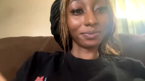 xsneakycouple online show from 12-16-24, 05:43