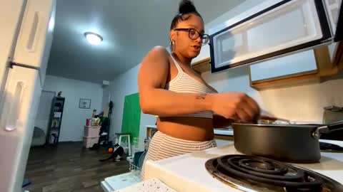 xStarGazingx online show from 03-02-25, 10:56