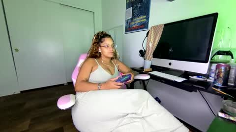 xStarGazingx online show from 09-15-25, 06:35