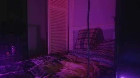 Johnny online show from 02-08-25, 07:04