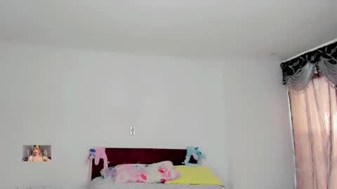 Femboy Exotic online show from 10-31-25, 07:26