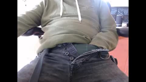 Snapshot of xtommix69 chatting on 01-16-26, 12:31 xtommix69 online show from 01-16-26, 12:31