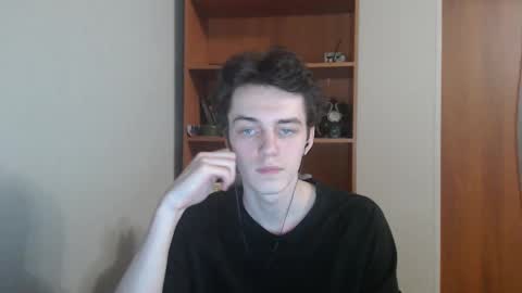 traqqq online show from 11-22-25, 08:08