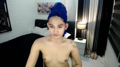 xtspetitehugecock online show from 12-22-25, 10:34