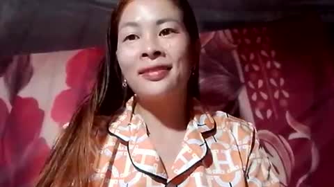 Snapshot of xuxulove00 chatting on 09-22-25, 12:56 xuxulove00 online show from 09-22-25, 12:56