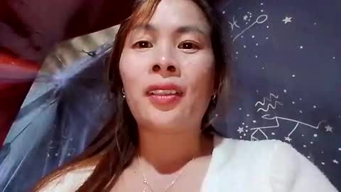 Snapshot of xuxulove00 chatting on 11-28-25, 05:21 xuxulove00 online show from 11-28-25, 05:21