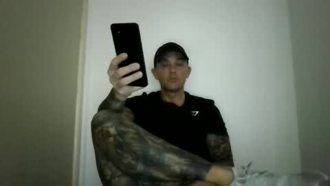 Snapshot of xviixx01 chatting on 11-09-25, 05:50 Dani online show from 11-09-25, 05:50