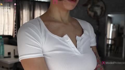 FrancyStepmom and YStepson    INTERESTED IN A GIRL-GIRL COLLABORATION  TEXT ME HERE  or INSTAGRAM online show from 02-11-25, 12:16