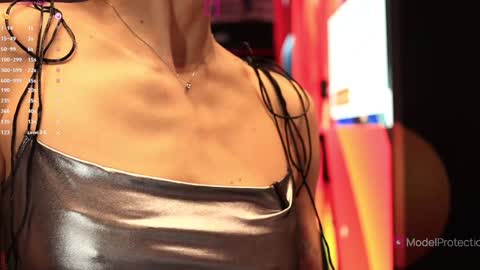 FrancyStepmom and YStepson    INTERESTED IN A GIRL-GIRL COLLABORATION  TEXT ME HERE  or INSTAGRAM online show from 09-28-25, 12:54