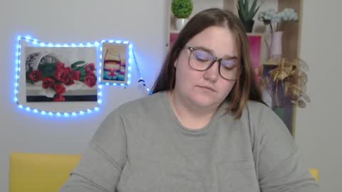 Snapshot of xx_daniella_xx chatting on 01-16-25, 05:21 xx daniella xx online show from 01-16-25, 05:21