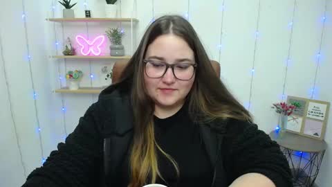 Snapshot of xx_daniella_xx chatting on 01-23-25, 02:33 xx daniella xx online show from 01-23-25, 02:33