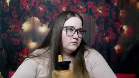 Snapshot of xx_daniella_xx chatting on 02-13-25, 10:44 xx daniella xx online show from 02-13-25, 10:44