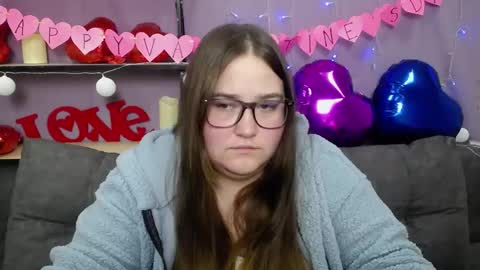 Snapshot of xx_daniella_xx chatting on 02-19-25, 08:41 xx daniella xx online show from 02-19-25, 08:41