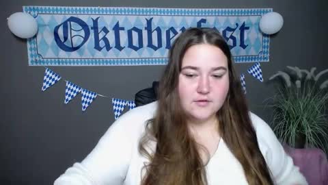 Snapshot of xx_daniella_xx chatting on 10-08-25, 06:22 xx daniella xx online show from 10-08-25, 06:22