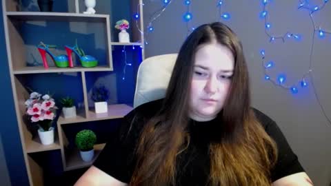 Snapshot of xx_daniella_xx chatting on 11-18-25, 07:35 xx daniella xx online show from 11-18-25, 07:35