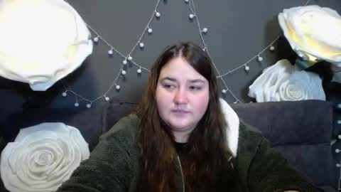 Snapshot of xx_daniella_xx chatting on 11-27-25, 07:43 xx daniella xx online show from 11-27-25, 07:43