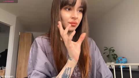 Lily online show from 03-04-26, 11:49