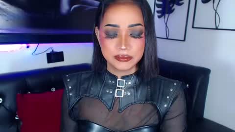 xxasian_goddessxx online show from 07-07-26, 06:01